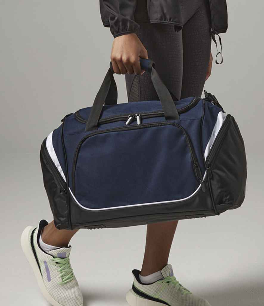QS277 F Navy/white Model