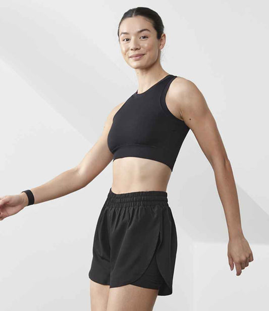 TL616 Black/Black Model